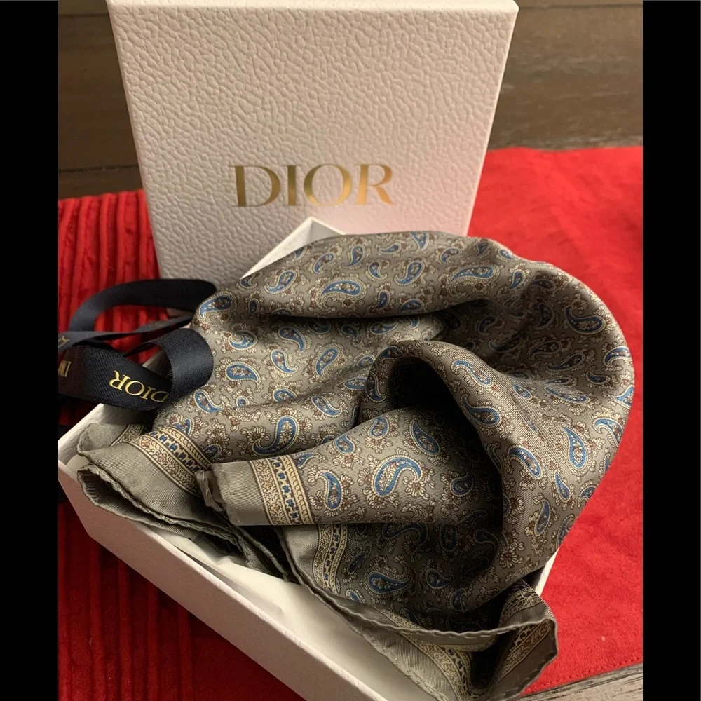 Dior scarf